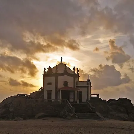 Oporto Beach Gulpilhares Exterior photo